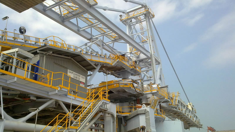 1531100390641646.jpg 平臺鋼格柵板使用案例.jpg